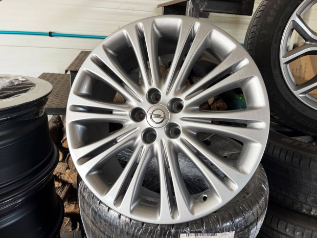 Opel 19" 5x115 gyri alufelni elad 19 coll Astra Insignia