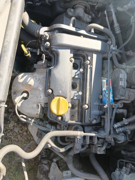 Opel 1.0 benzin motor alkatrszei