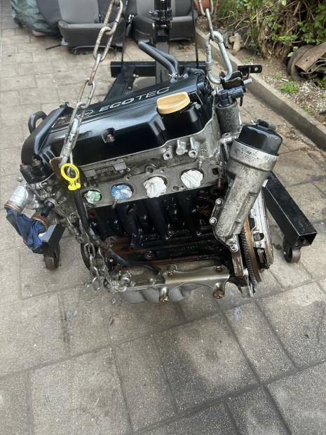 Opel 1.2 twinport Z12Xep motor elado