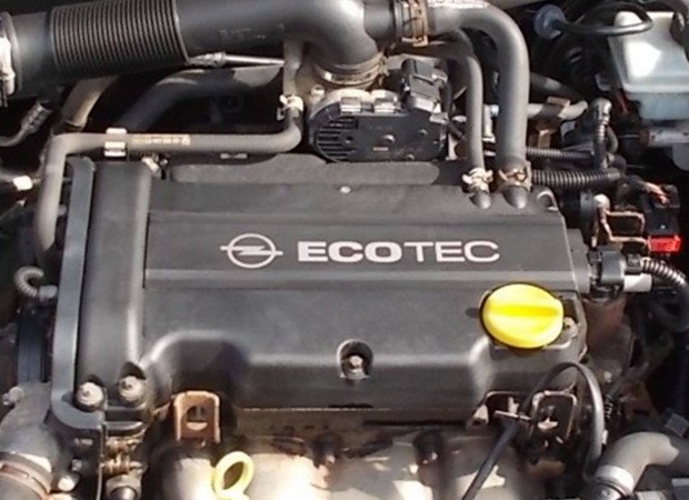Opel 1.4 benzines z14xep bontatlan fűzött blokk tartozékaival