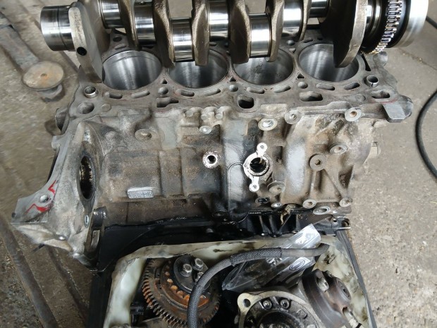 Opel 1.6 cdti motor alkatrszek