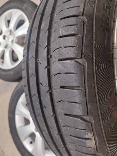 Opel 4x100 15 alufelni Corsa Combo Meriva Astra 90% nyári gumi