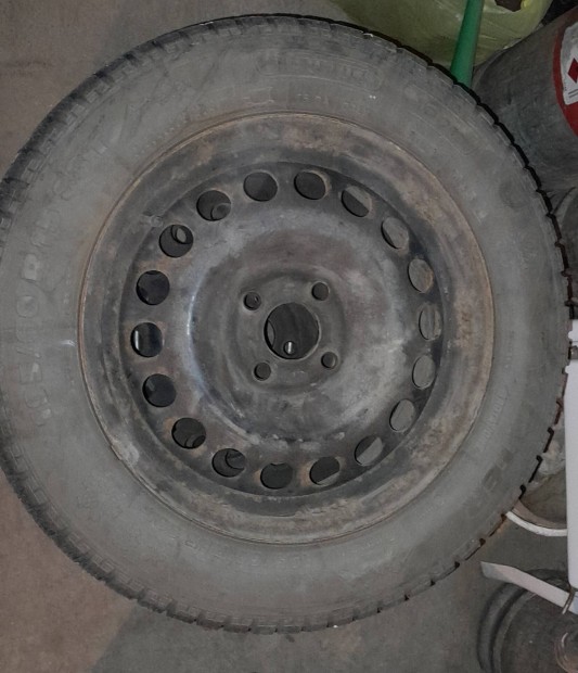 Opel 4x100 lemezfelni téligumival