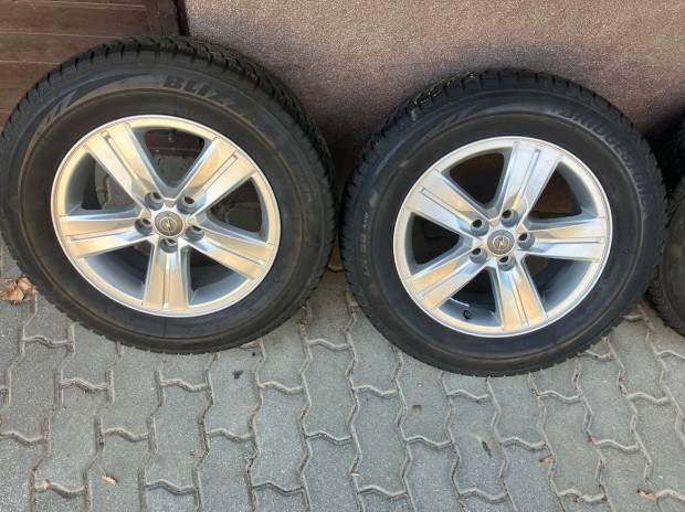 Opel 5x105 mm 5 küllős 16-os alufelni nyári gumival, Tpms-sel