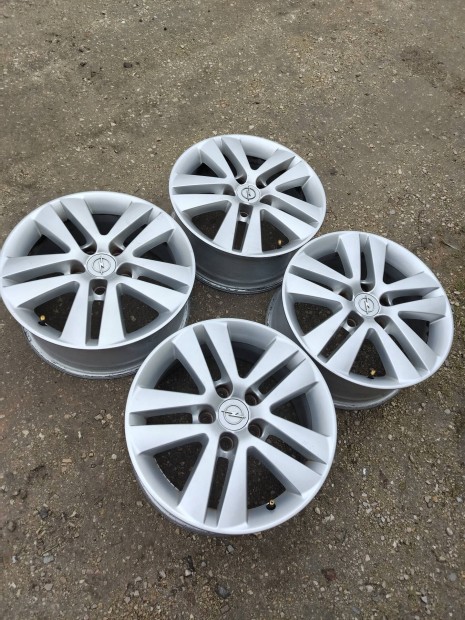 Opel 5x110 16" Gyri hibtlan felniszett 