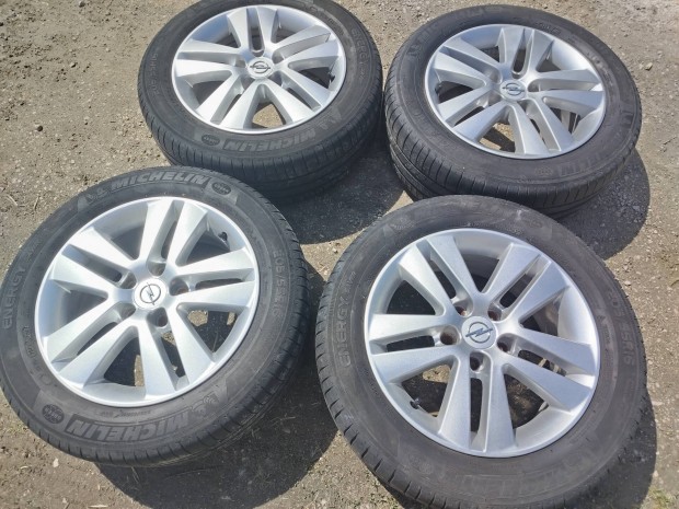 Opel 5x110 16" Gyári hibátlan felniszett