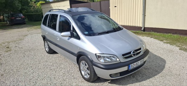 Opel A Zafira 1.8 16V 2004 240.000 KM Napfénytető Digitklima Tempomat