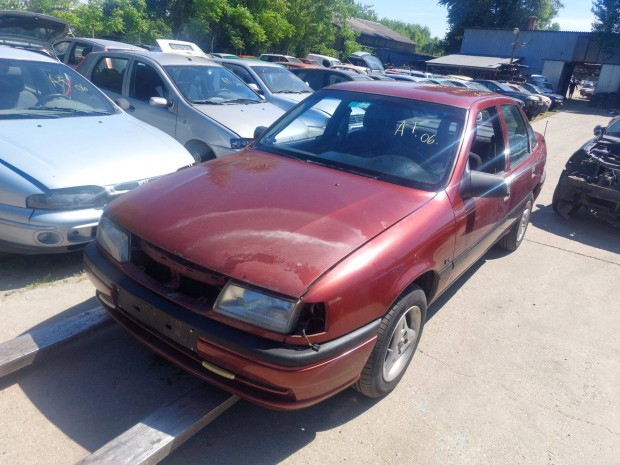 Opel A vectra alkatrészei X16SZ