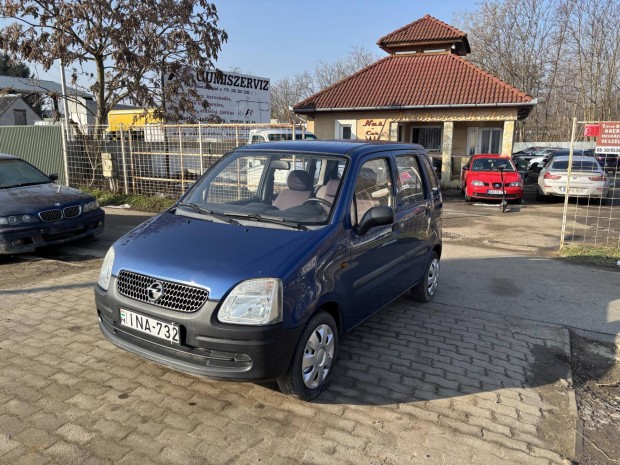 Opel Agila 1.2 16V Club (5 személyes )