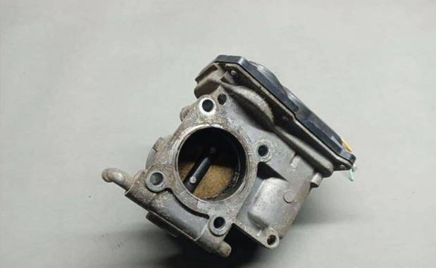 Opel Agila B Fojtószelep 69L01660
