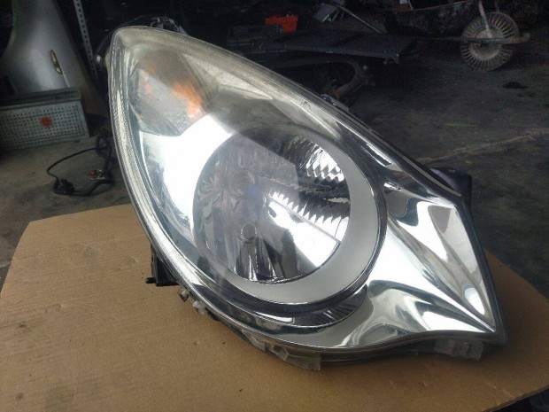 Opel Agila B jobb fnyszr