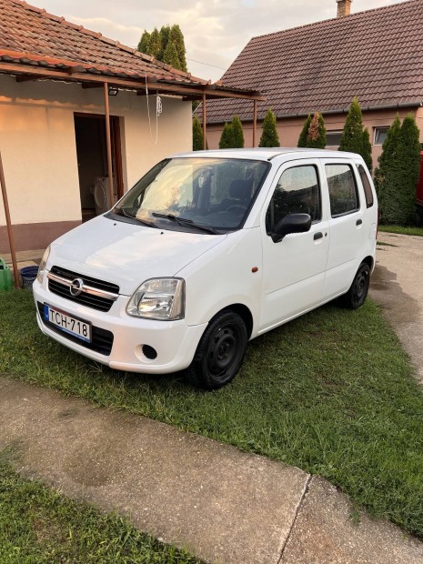 Opel Agila ( nem klímás)