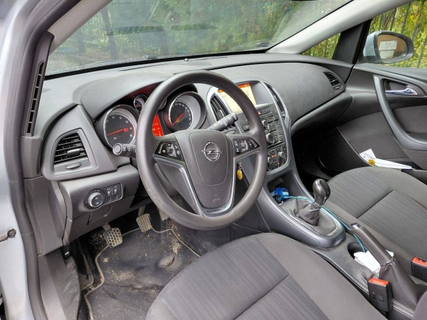 Opel Asra J Selection 1,6 XER használt autó eladó