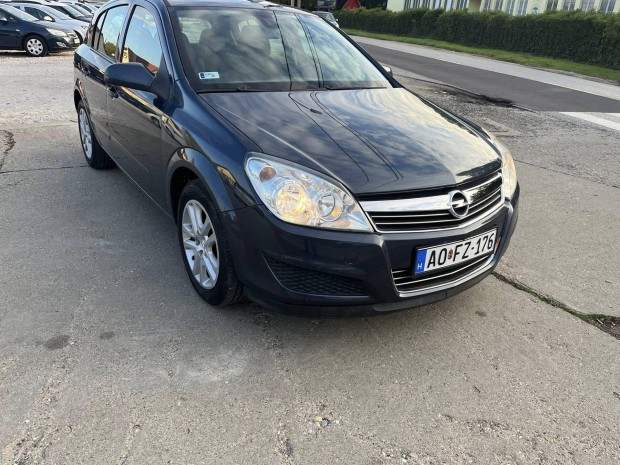 Opel Astra 1.4 Enjoy