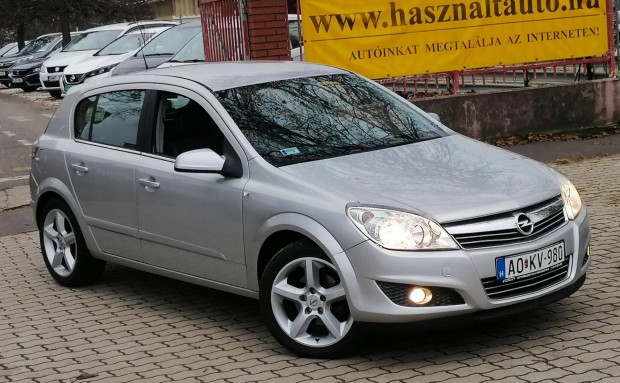 Opel Astra 1.6 Cosmo Megk�m�lt �s Rozsdamentes...