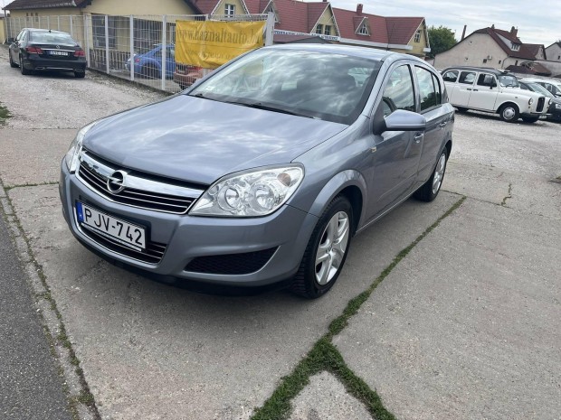 Opel Astra 1.6 Enjoy