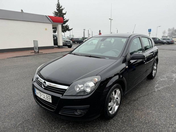 Opel Astra 1.6 Essentia 1 tulaj.igazolt 148e km...