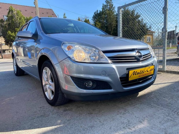 Opel Astra Caravan 1.6 Cosmo Klíma.Tempomat.Tol...