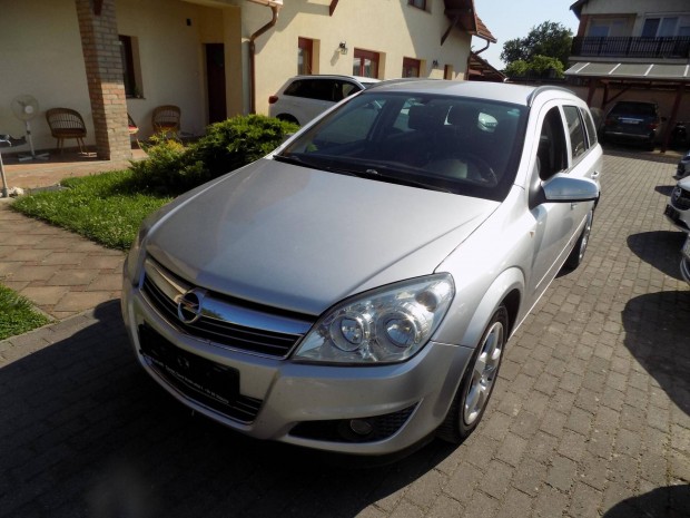 Opel Astra Caravan 1.7 CDTI Cosmo