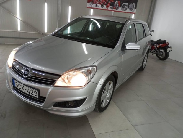 Opel Astra Caravan 1.7 CDTI Cosmo Sorszám:97