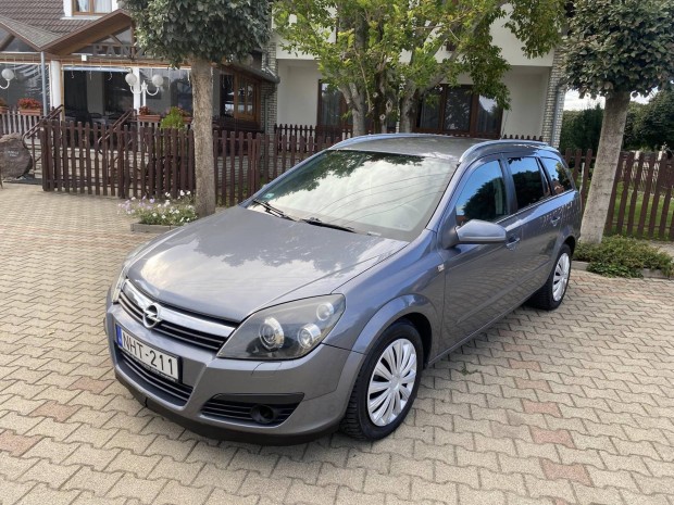 Opel Astra Caravan 1.9 CDTI Elegance