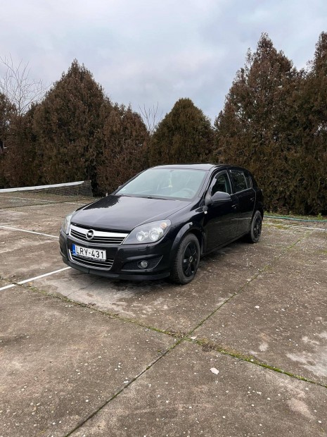 Opel Astra Elad!