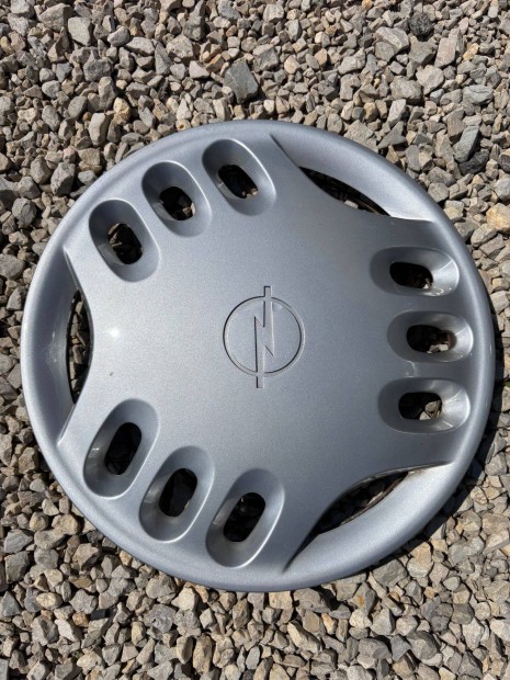 Opel Astra F 13" dísztárcsa 1 db eladó