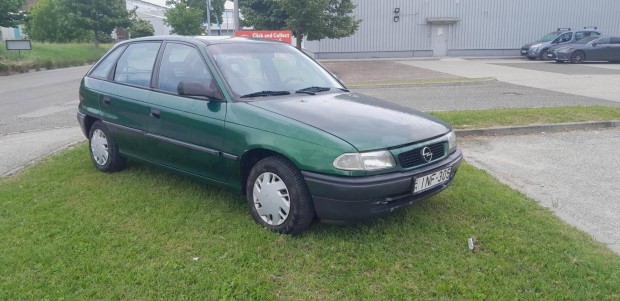Opel Astra F 1.4 16V Family 115 ezer km friss v...