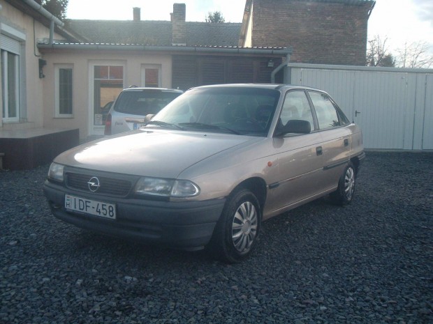 Opel Astra F 1.4 Classic GL