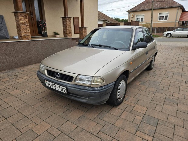 Opel Astra F 1.4 Classic Start 17 ve 1 Tulaj!...