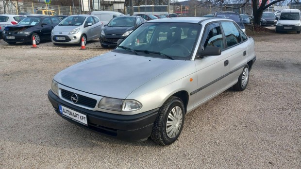 Opel Astra F 1.4 Classic Start 1.Tulaj.Szervko...