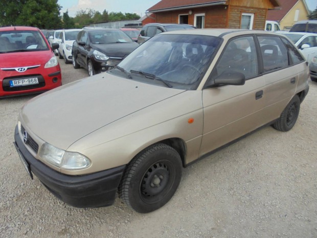 Opel Astra F 1.4 Classic Start Magyarországi.SZ...