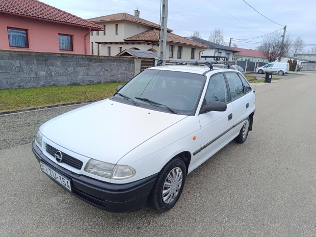 Opel Astra F 1.4 Classic Start Vonhorog! Tetc...