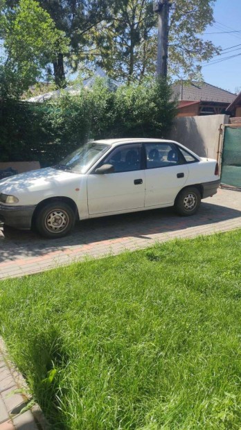 Opel Astra F 1.4 GL