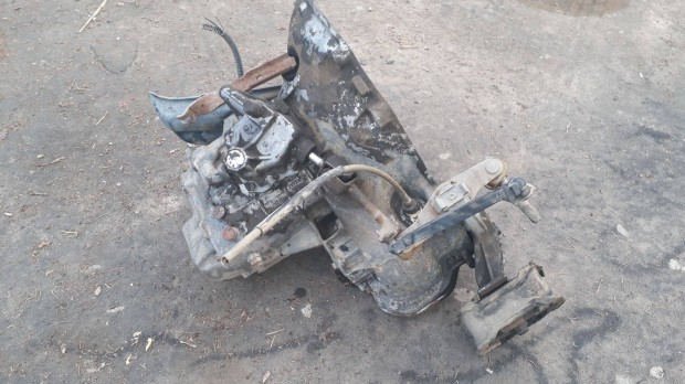 Opel Astra F 1.4 benzin váltó kerékjárati dobbetét