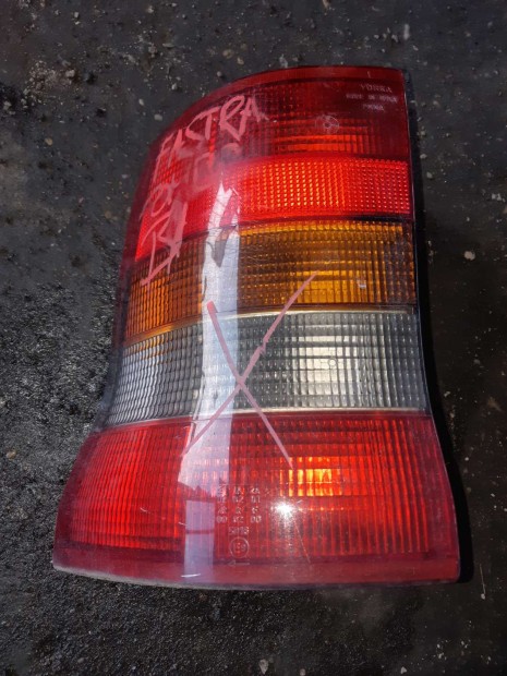 Opel Astra F Bal H�ts� L�mpa