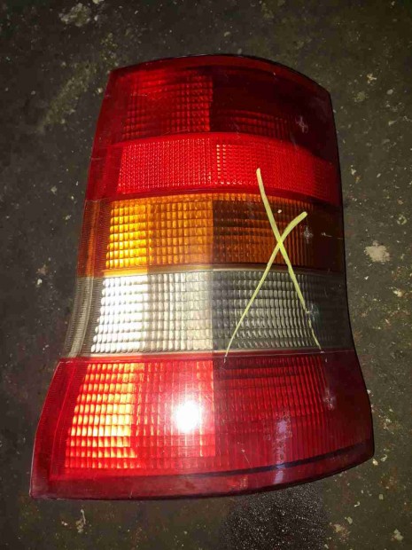 Opel Astra F Bal H�ts� L�mpa