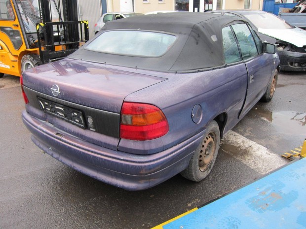 Opel Astra F Cabrio bontott alkatrészek