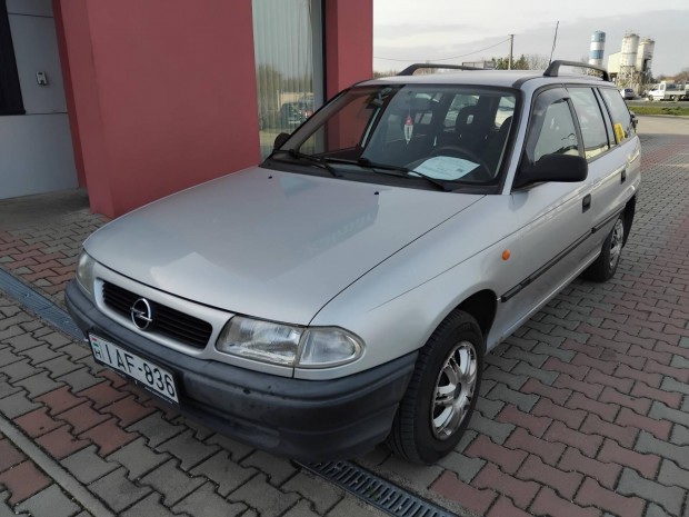 Opel Astra F Caravan 1.4 Classic Start