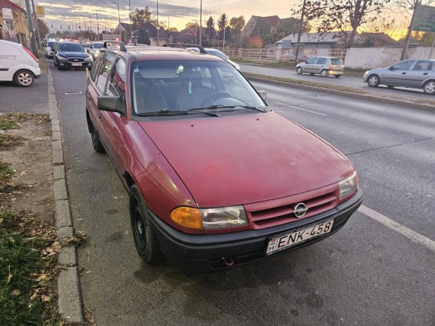 Opel Astra F Caravan 1.4 GL Club
