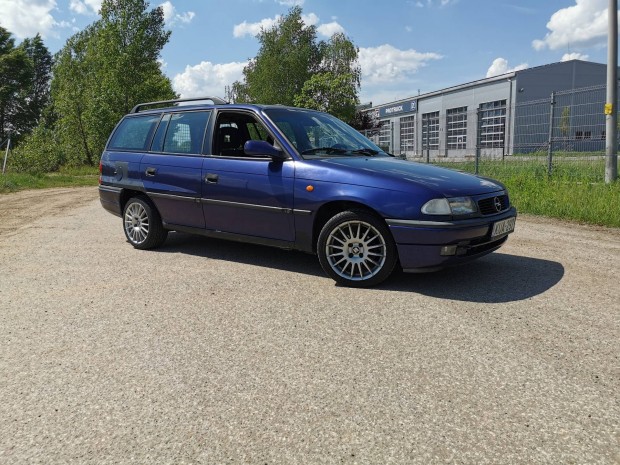 Opel Astra F Caravan bonts