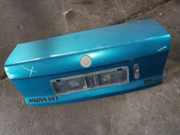Opel Astra F Csomagt�r Ajt�