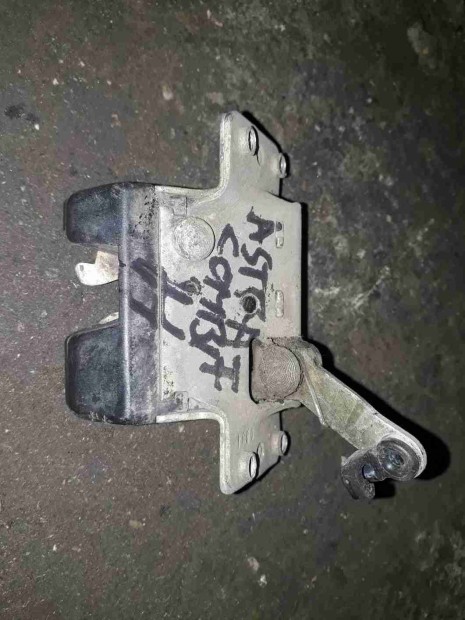 Opel Astra F Csomagt�rajt� Z�r