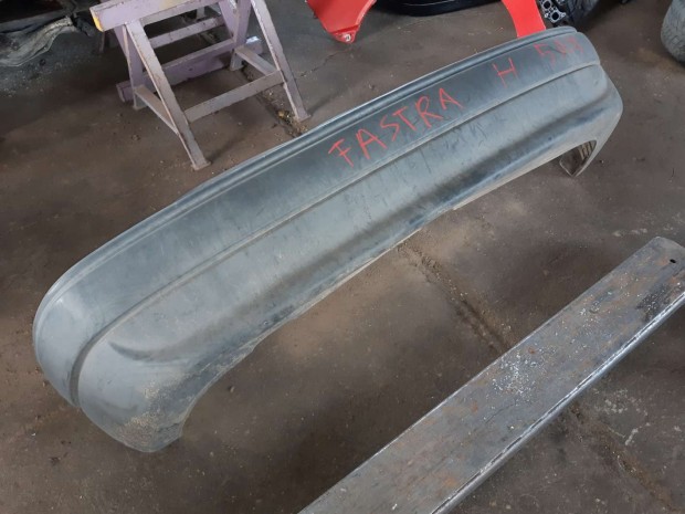 Opel Astra F H�ts� L�kh�r�t�