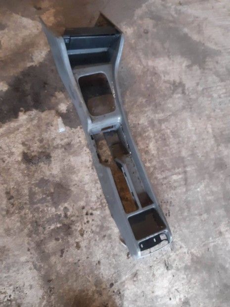 Opel Astra F Középbox (Postázom is)