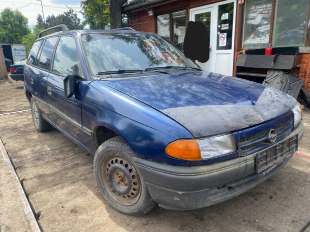 Opel Astra F (1992) 1.8i C18NZ Alkatrészek #M2750