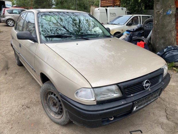 Opel Astra F (1997) 1.4i X14XE Alkatrszek #M1691