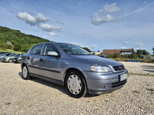 Opel Astra G 1.4 16V Classic II Family