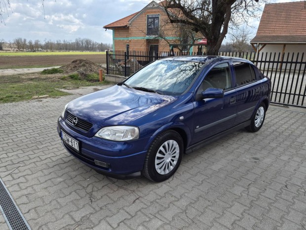Opel Astra G 1.4 16V Classic II Family