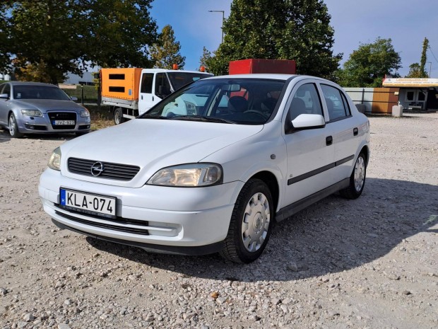 Opel Astra G 1.4 16V Classic II Family Magyaror...